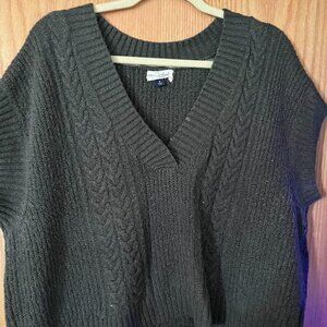 Universal Threads Forest Green Sweater Vest